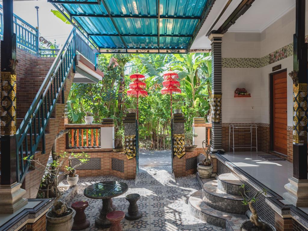 Nova Homestay Toyapakeh Exterior photo